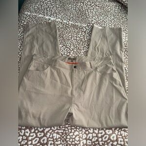 Peter Millar EB66 Crown Sport 42L/33 pants